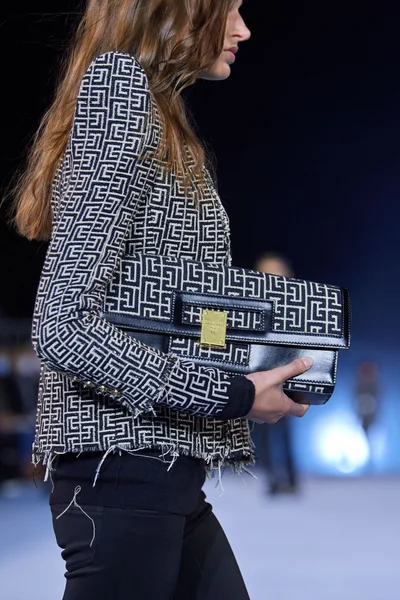 Look 59